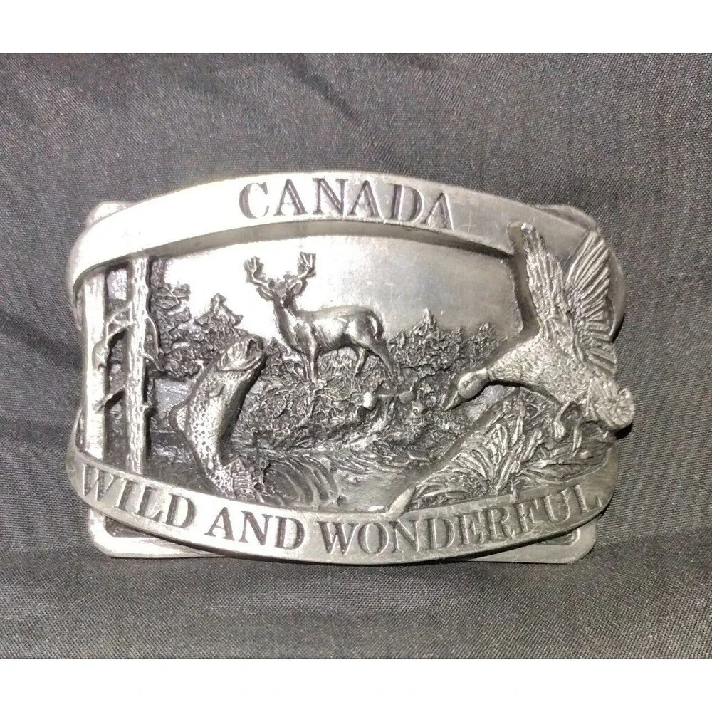 VINTAGE 1985 CANADA WILD AND WONDERFUL Western BELT BUCKLE BY SISKIYOU Z-22
